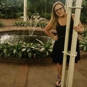 Meet your Posher, Daina